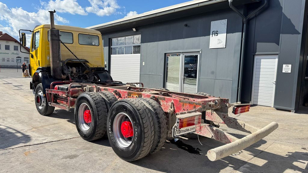 Mercedes-Benz SK 2627 6x4 chassis - V6 - full spring - Cab chassis truck: picture 5 Mercedes-Benz SK 2627 6x4 chassis - V6 - full spring - Cab chassis truck: picture 5