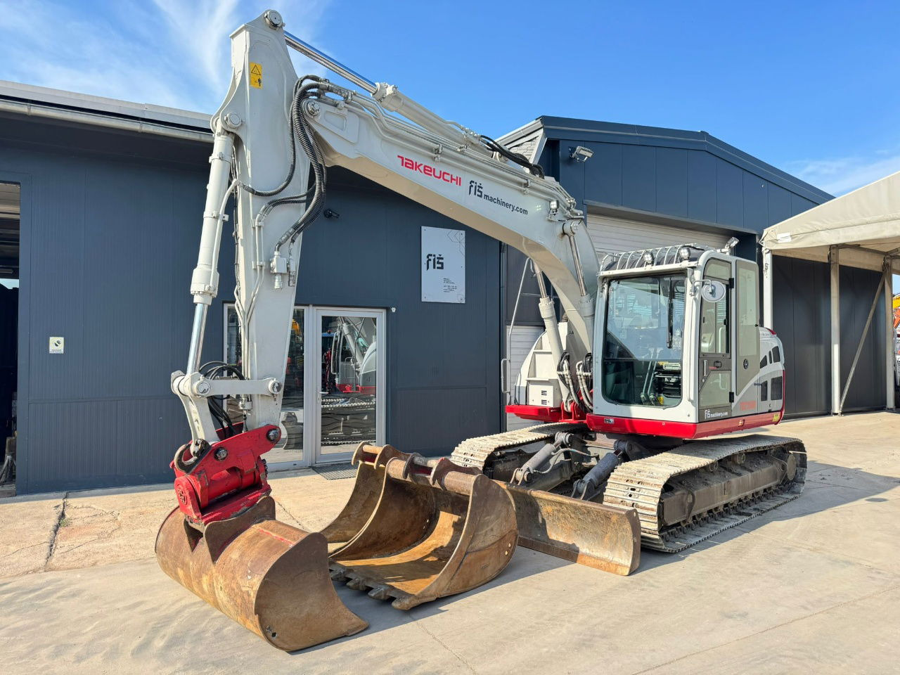 Takeuchi TB2150 - 2017 Year - 7525 Hours - Powertilt - Crawler excavator: picture 1 Takeuchi TB2150 - 2017 Year - 7525 Hours - Powertilt - Crawler excavator: picture 1