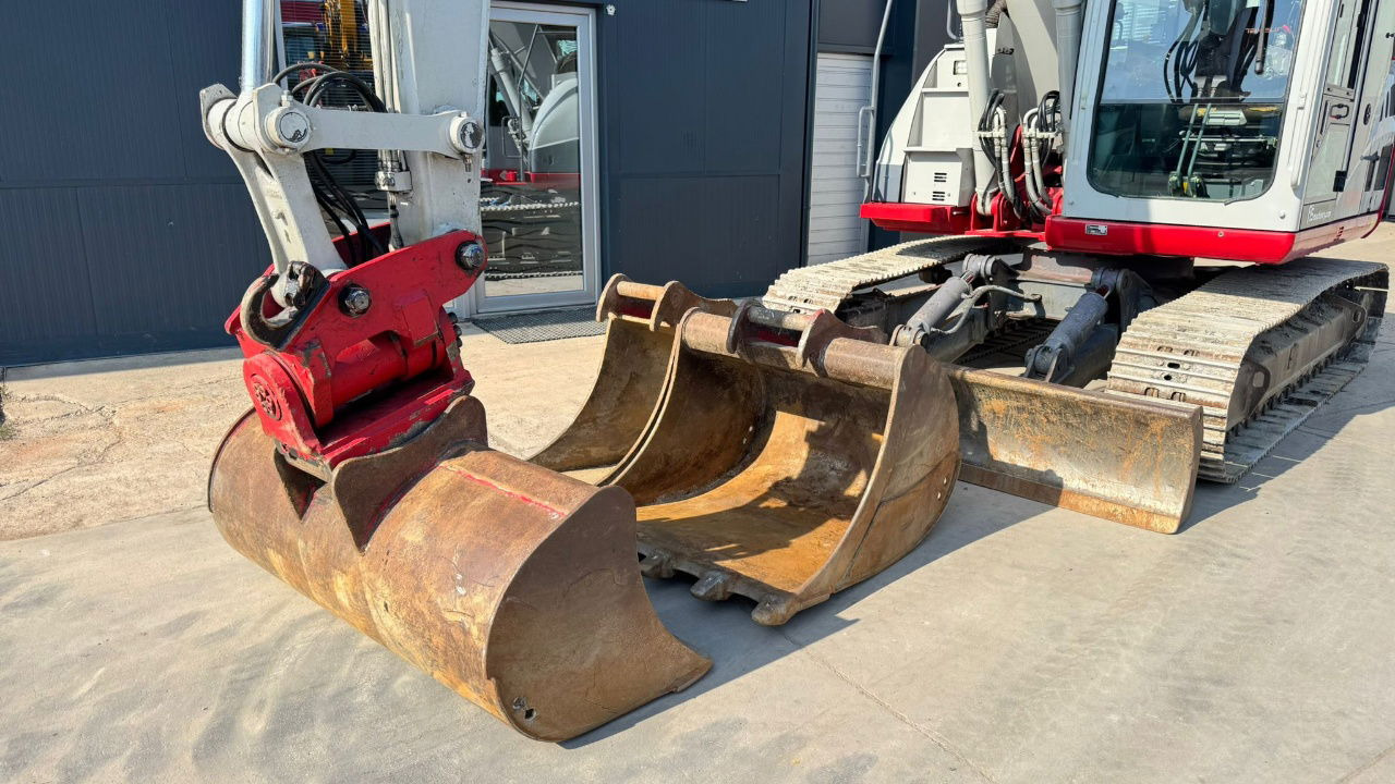 Takeuchi TB2150 - 2017 Year - 7525 Hours - Powertilt - Crawler excavator: picture 5 Takeuchi TB2150 - 2017 Year - 7525 Hours - Powertilt - Crawler excavator: picture 5