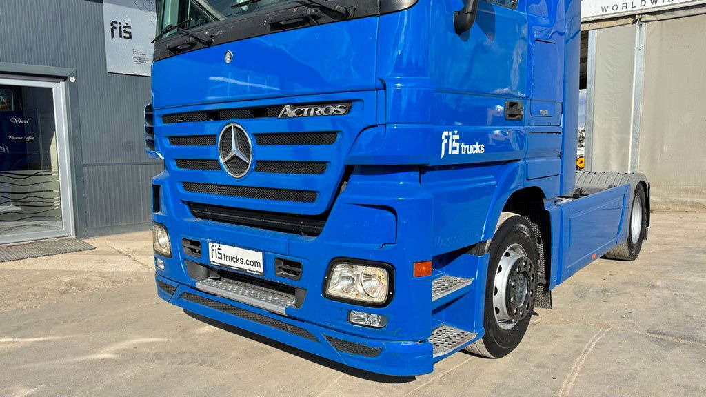 Mercedes-Benz Actros 1844 4x2 tractor unit - retarder - Tractor unit: picture 2 Mercedes-Benz Actros 1844 4x2 tractor unit - retarder - Tractor unit: picture 2