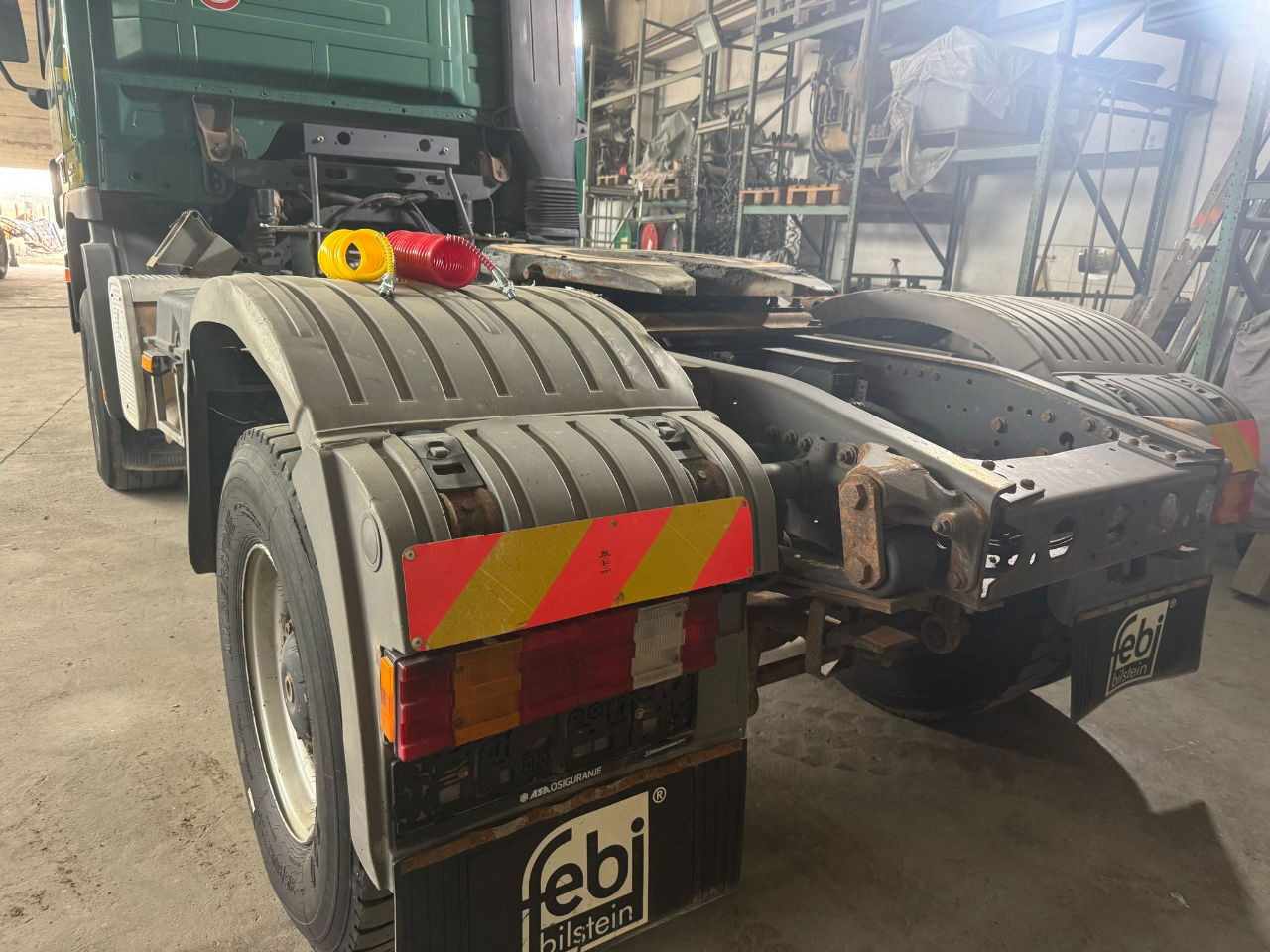 Mercedes-Benz Actros 2044 AS 4x4 tractor unit spring - eps - tipp. hydr. - Tractor unit: picture 3 Mercedes-Benz Actros 2044 AS 4x4 tractor unit spring - eps - tipp. hydr. - Tractor unit: picture 3