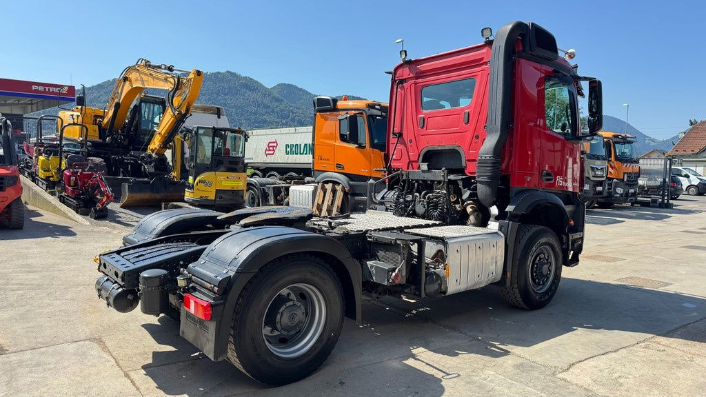 Mercedes-Benz Arocs 1845 HAD 4X4 tractor unit - tipp. hydr. - Tractor unit: picture 5 Mercedes-Benz Arocs 1845 HAD 4X4 tractor unit - tipp. hydr. - Tractor unit: picture 5