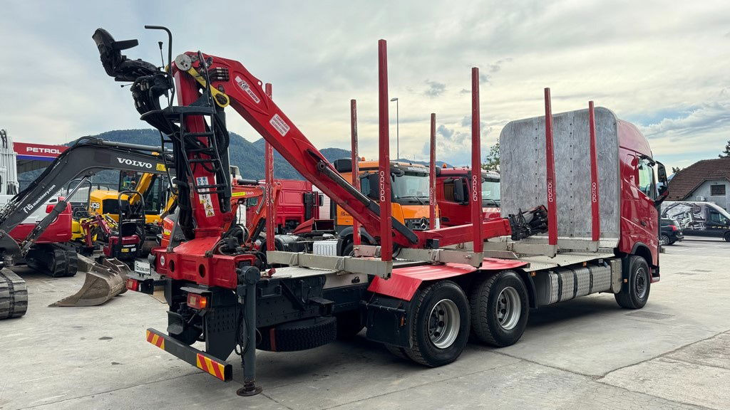 Volvo FH 500 6x4 forest truck - Epsilon 110Z - scissors - Container transporter/ Swap body truck: picture 4 Volvo FH 500 6x4 forest truck - Epsilon 110Z - scissors - Container transporter/ Swap body truck: picture 4