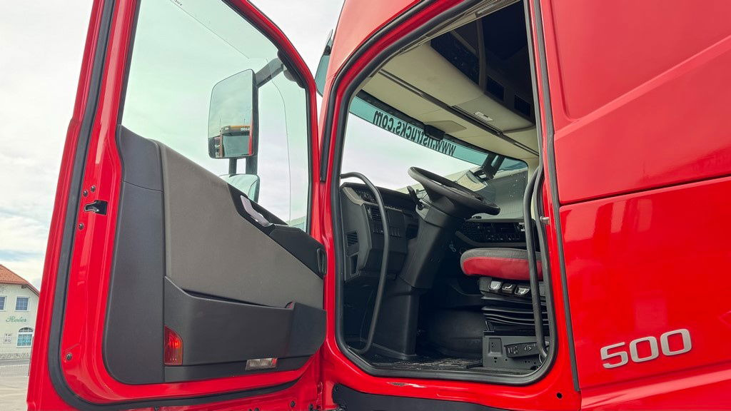 Container transporter/ Swap body truck Volvo FH 500 6x4 forest truck - Epsilon 110Z - scissors: picture 12