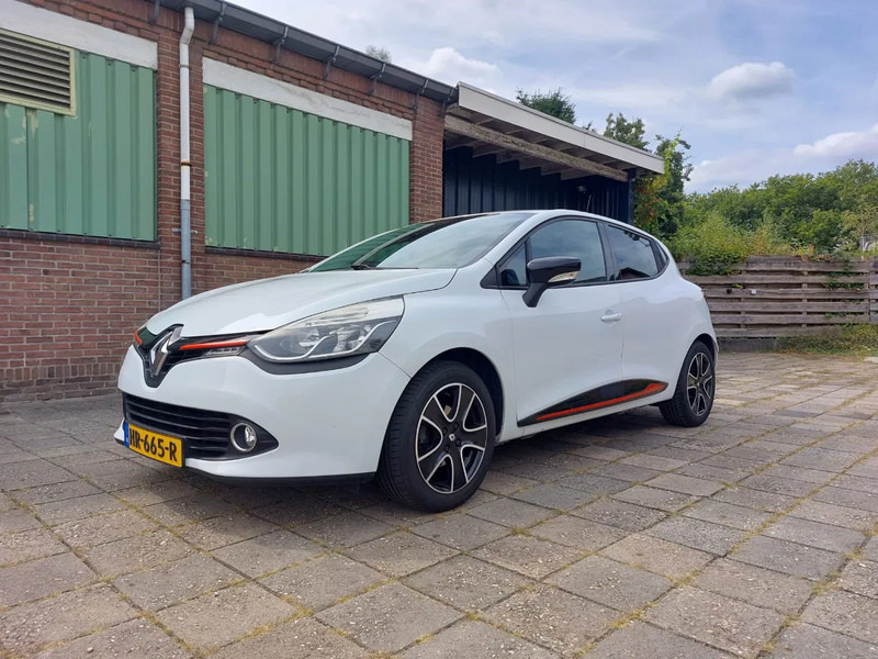 Renault Clio Clio 0.9 TCE - Hatchback: picture 1 Renault Clio Clio 0.9 TCE - Hatchback: picture 1