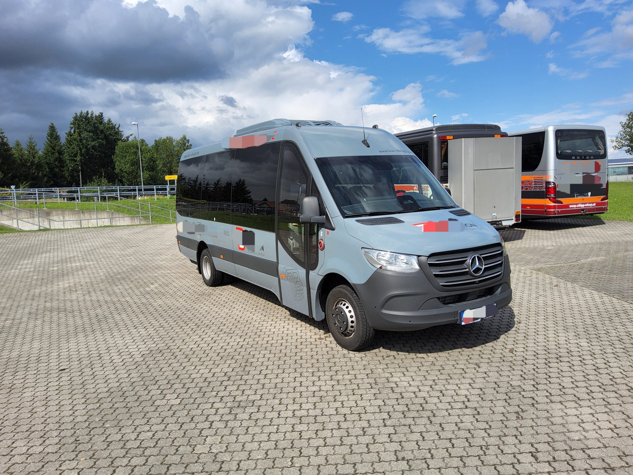 Mercedes Benz 517 cdi BusDesign Comfort 19+1+1 Schlafsitze / USB / Klima / Automatik - Minibus, Passenger van: picture 1 Mercedes Benz 517 cdi BusDesign Comfort 19+1+1 Schlafsitze / USB / Klima / Automatik - Minibus, Passenger van: picture 1