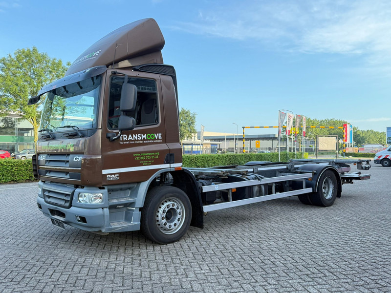 DAF CF65 220 - Cab chassis truck: picture 2 DAF CF65 220 - Cab chassis truck: picture 2