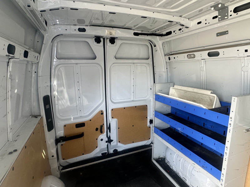 Renault Master 352 Hours + Airco - Van: picture 5 Renault Master 352 Hours + Airco - Van: picture 5