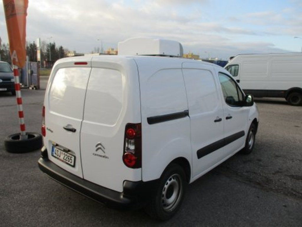 Citroën Berlingo izotherm - Refrigerated van: picture 2 Citroën Berlingo izotherm - Refrigerated van: picture 2