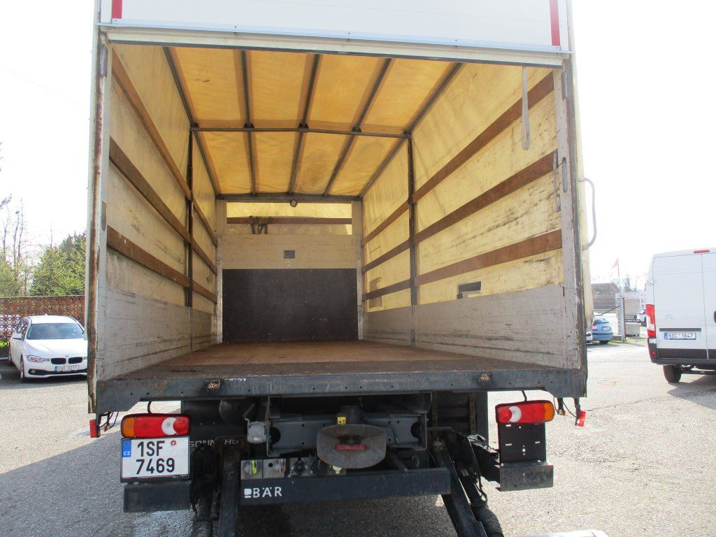 DAF LF 12.260 - Curtainsider truck: picture 5 DAF LF 12.260 - Curtainsider truck: picture 5