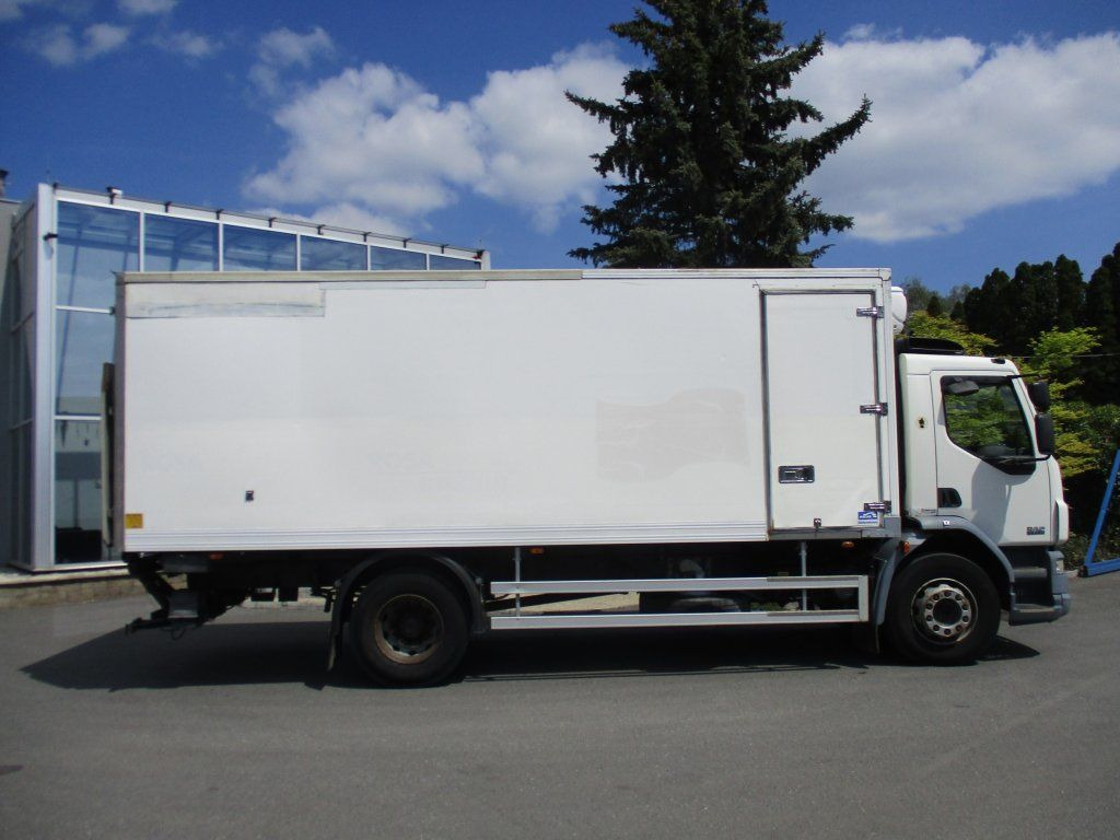 DAF LF55.220 EURO 4 Carrier - Refrigerator truck: picture 3 DAF LF55.220 EURO 4 Carrier - Refrigerator truck: picture 3
