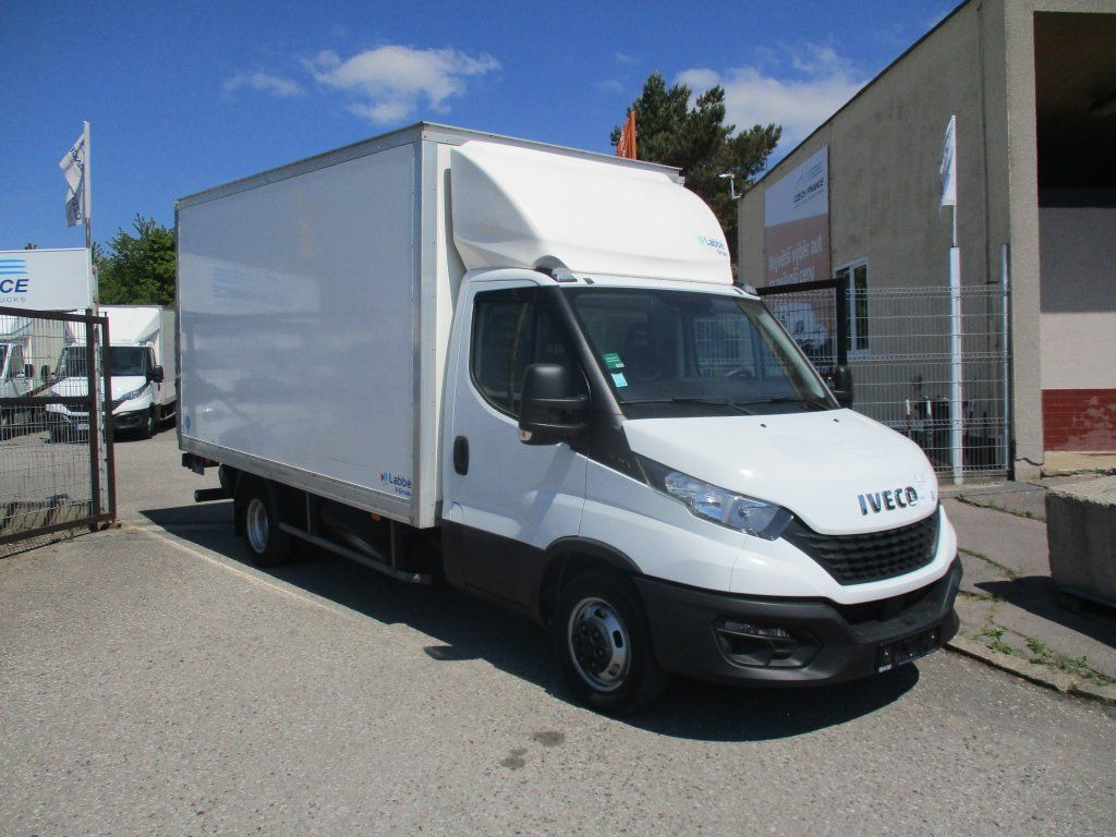 Iveco Daily 35C16 3.0 - Box van: picture 3 Iveco Daily 35C16 3.0 - Box van: picture 3