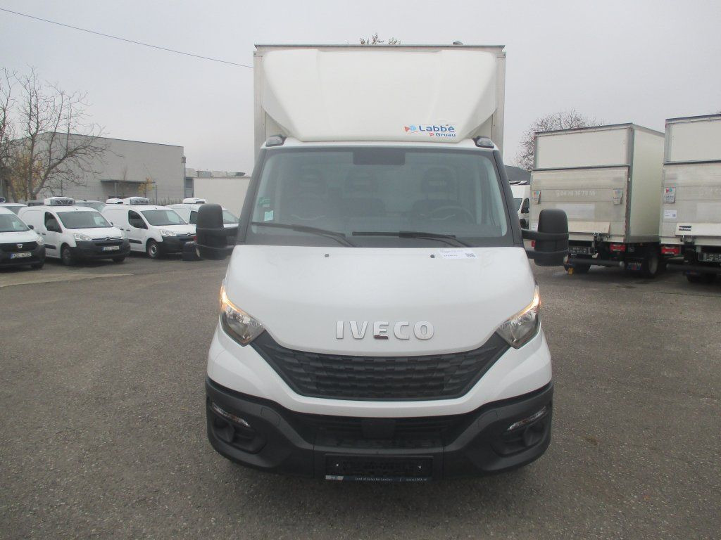 Iveco Daily 35C16 - Box van: picture 2 Iveco Daily 35C16 - Box van: picture 2