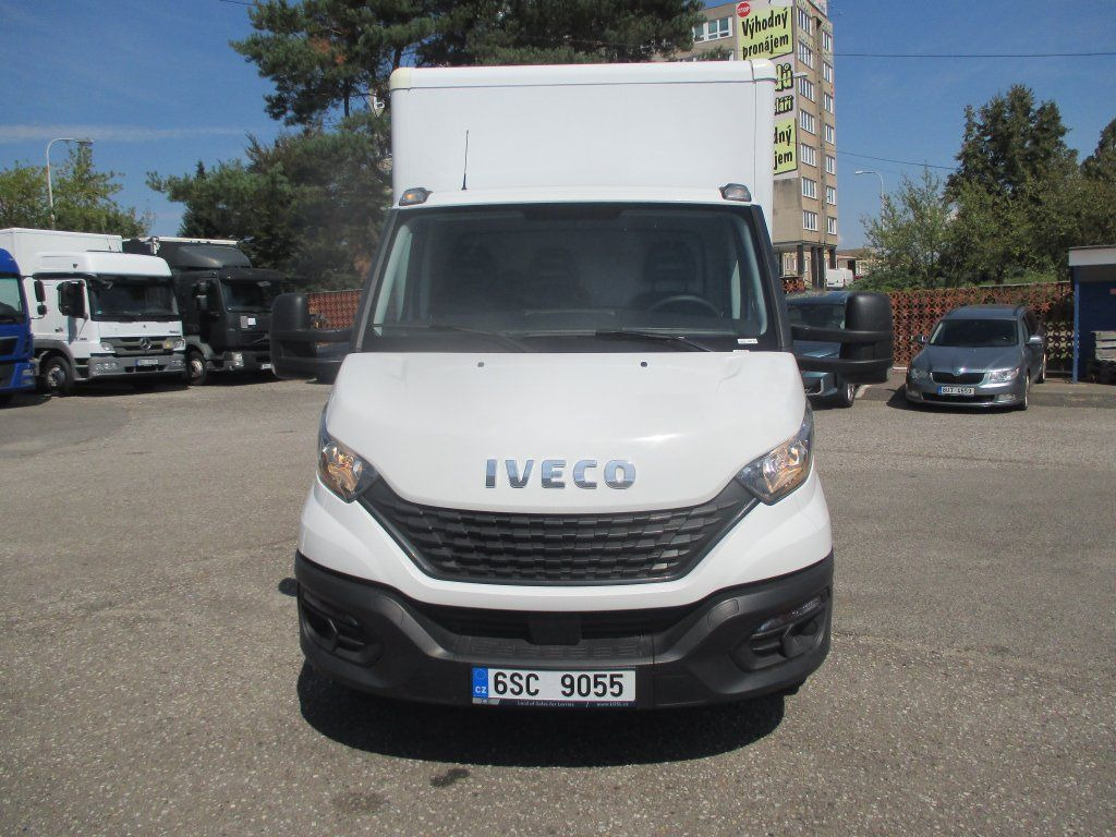 Iveco Daily 35C16 - Box van: picture 2 Iveco Daily 35C16 - Box van: picture 2