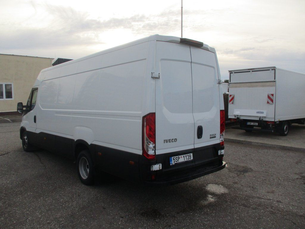 Iveco Daily 35C16 - Refrigerated van: picture 4 Iveco Daily 35C16 - Refrigerated van: picture 4
