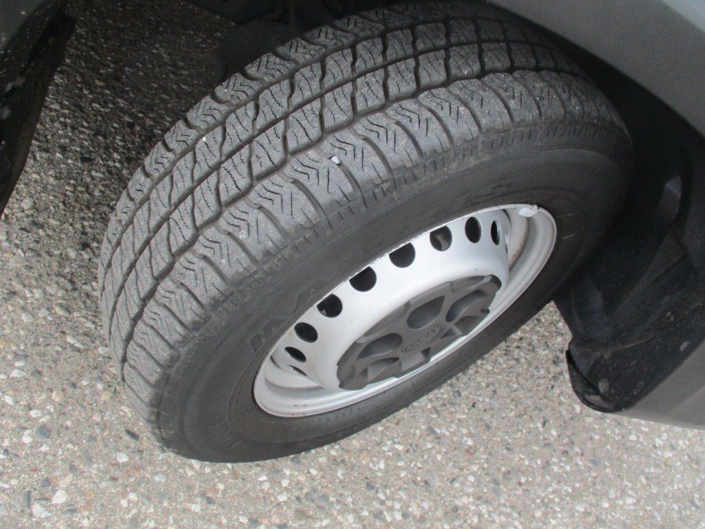 Panel van Iveco Daily 35S16: picture 15