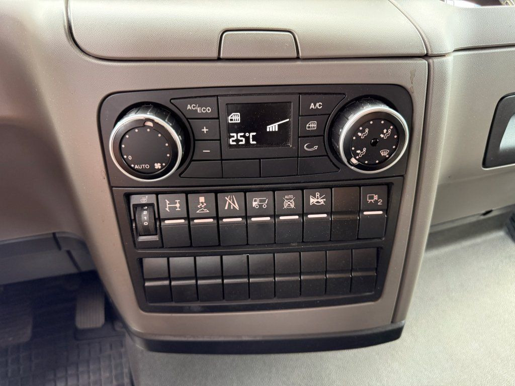 Box truck MAN TGL12.220 EURO 6: picture 14 Box truck MAN TGL12.220 EURO 6: picture 14