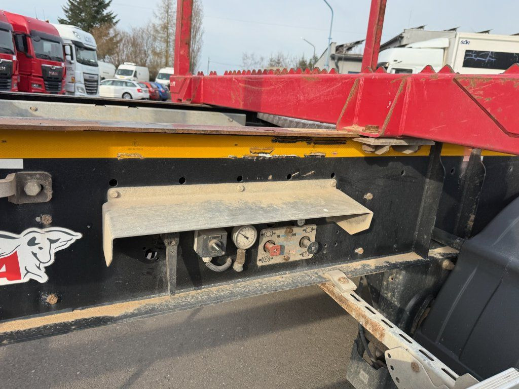 Timber semi-trailer MEGA MND: picture 12