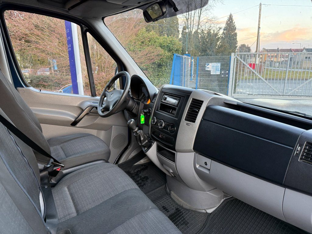 Box van Mercedes-Benz Sprinter 314CDi: picture 16