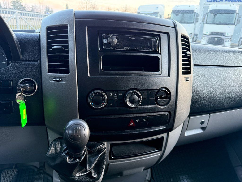 Box van Mercedes-Benz Sprinter 314CDi: picture 14