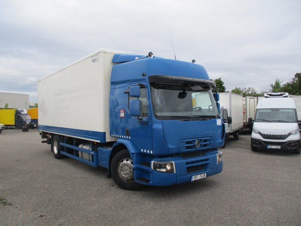 Renault D18, 320 - Box truck: picture 2 Renault D18, 320 - Box truck: picture 2