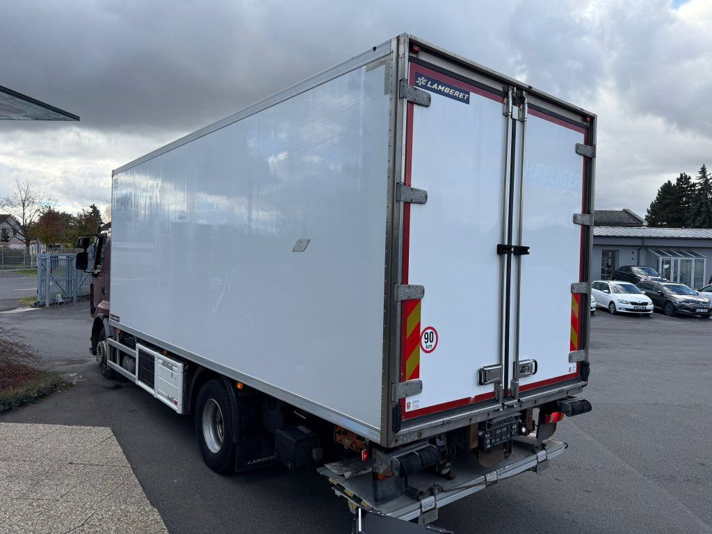 Renault Premium 460 - Refrigerator truck: picture 5 Renault Premium 460 - Refrigerator truck: picture 5