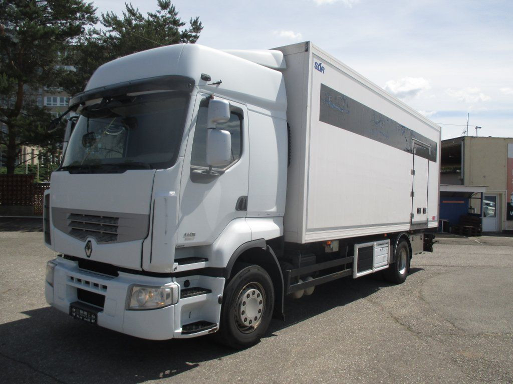 Renault Premium 460 - Refrigerator truck: picture 1 Renault Premium 460 - Refrigerator truck: picture 1