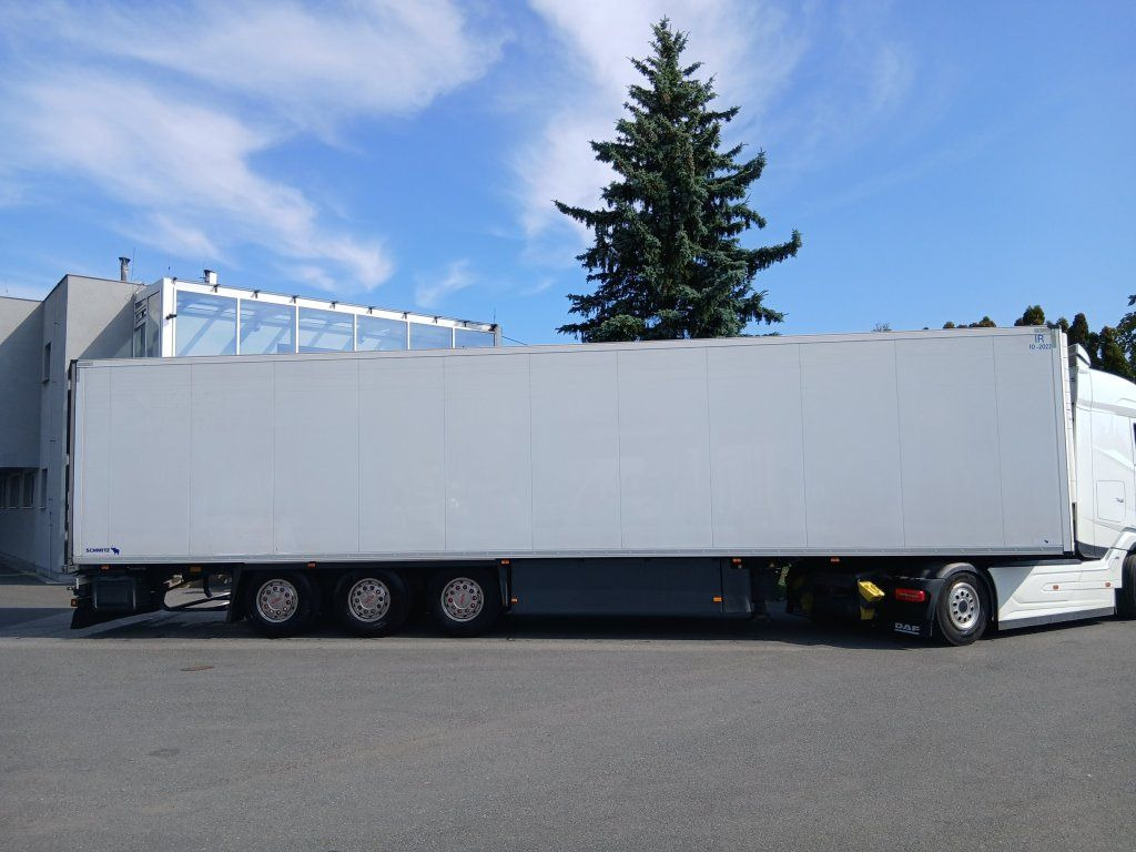 Schmitz Cargobull SKO24 Carrier Vector 1950 - Closed box semi-trailer: picture 2 Schmitz Cargobull SKO24 Carrier Vector 1950 - Closed box semi-trailer: picture 2