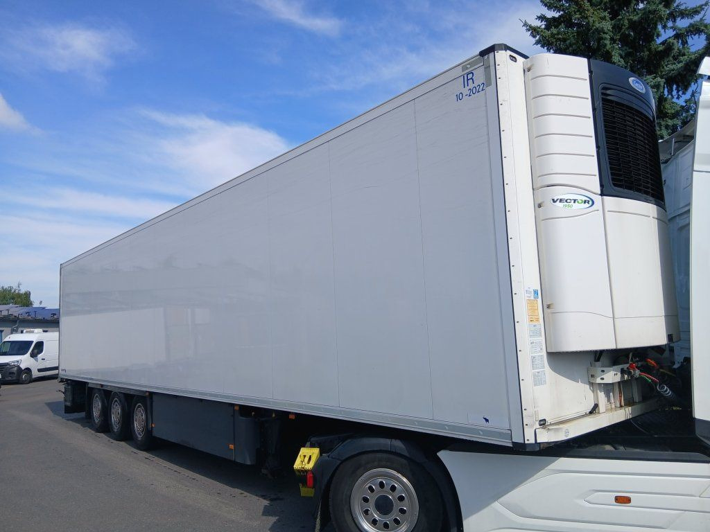 Schmitz Cargobull SKO24 Carrier Vector 1950 - Closed box semi-trailer: picture 1 Schmitz Cargobull SKO24 Carrier Vector 1950 - Closed box semi-trailer: picture 1