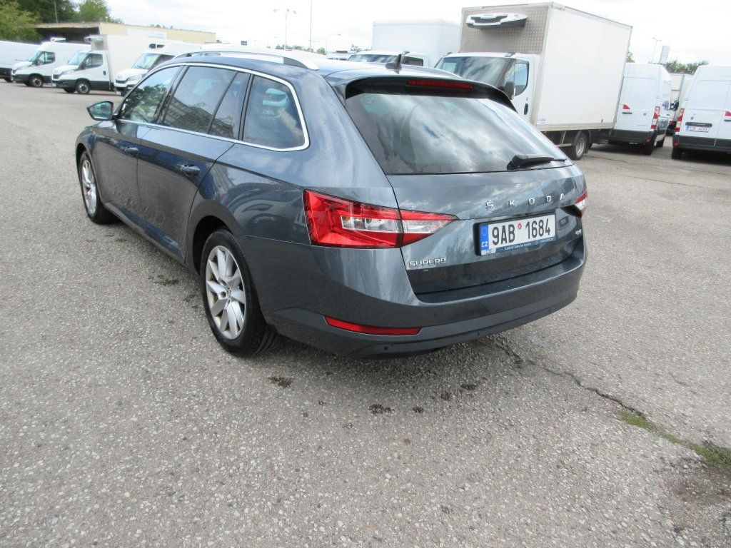 Skoda 2.0 Tdi Style - Station wagon: picture 5 Skoda 2.0 Tdi Style - Station wagon: picture 5