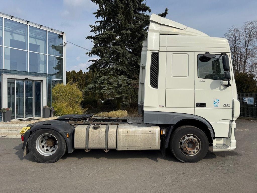 DAF XF460 SC EURO 6 - Tractor unit: picture 3 DAF XF460 SC EURO 6 - Tractor unit: picture 3