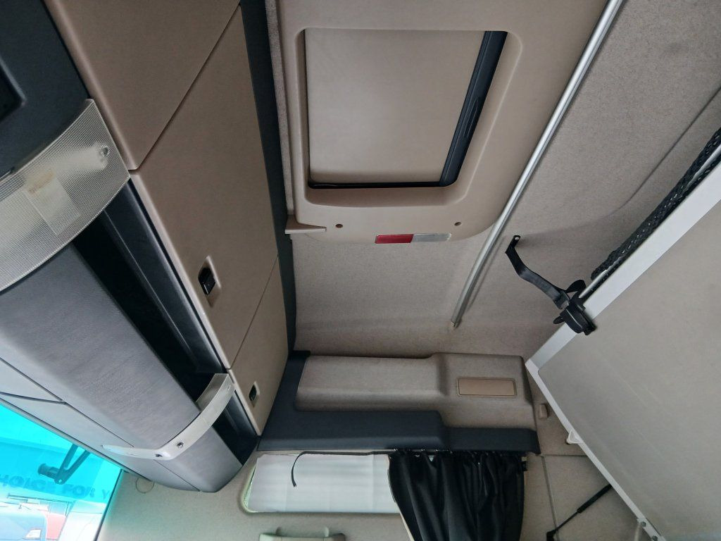 Leasing of  MAN TGX18.500 XXL EURO 6 MEGA/lowdeck MAN TGX18.500 XXL EURO 6 MEGA/lowdeck: picture 18