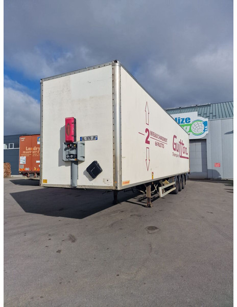 Fruehauf - Closed box semi-trailer: picture 1 Fruehauf - Closed box semi-trailer: picture 1