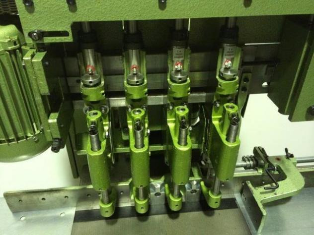 Hang 136-4 four spindle paper drilling machine - Printing machinery: picture 2 Hang 136-4 four spindle paper drilling machine - Printing machinery: picture 2