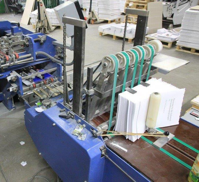 Standing vertically delivery with pres rollers MBO SAP 46 L - Folding machine: picture 4 Standing vertically delivery with pres rollers MBO SAP 46 L - Folding machine: picture 4