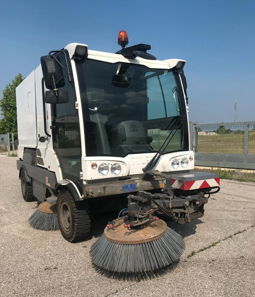 SPAZZATRICE STRADALE DULEVO 3000 - Road sweeper: picture 2 SPAZZATRICE STRADALE DULEVO 3000 - Road sweeper: picture 2