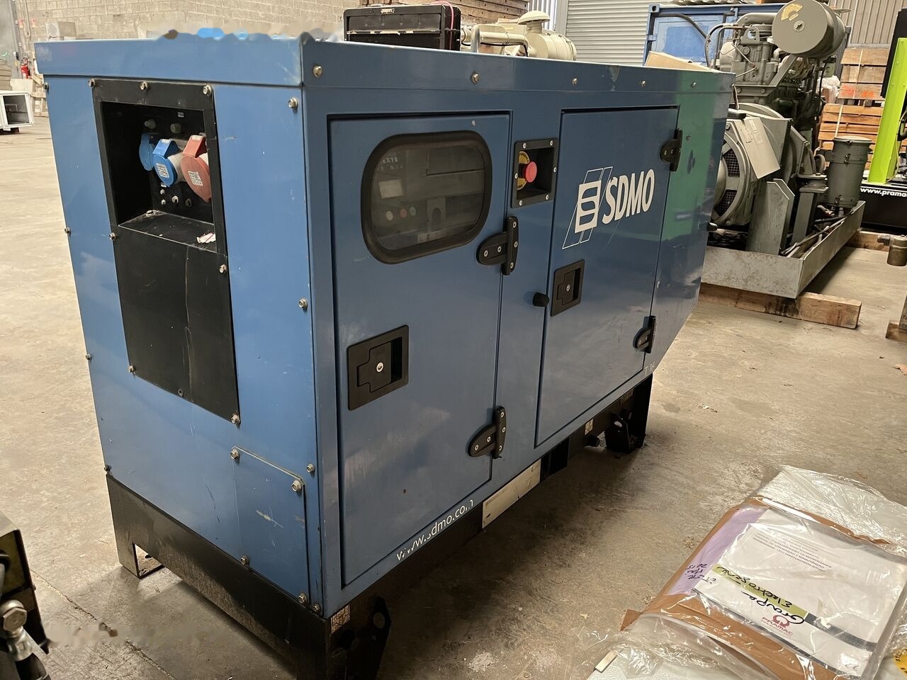 SDMO 16 kVa Mitsubishi diesel - Generator set: picture 2 SDMO 16 kVa Mitsubishi diesel - Generator set: picture 2