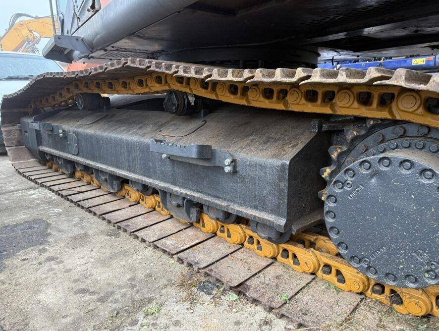 Hitachi ZX350 Long Reach Super Long Front 22 Meters SLF - Crawler excavator: picture 5 Hitachi ZX350 Long Reach Super Long Front 22 Meters SLF - Crawler excavator: picture 5