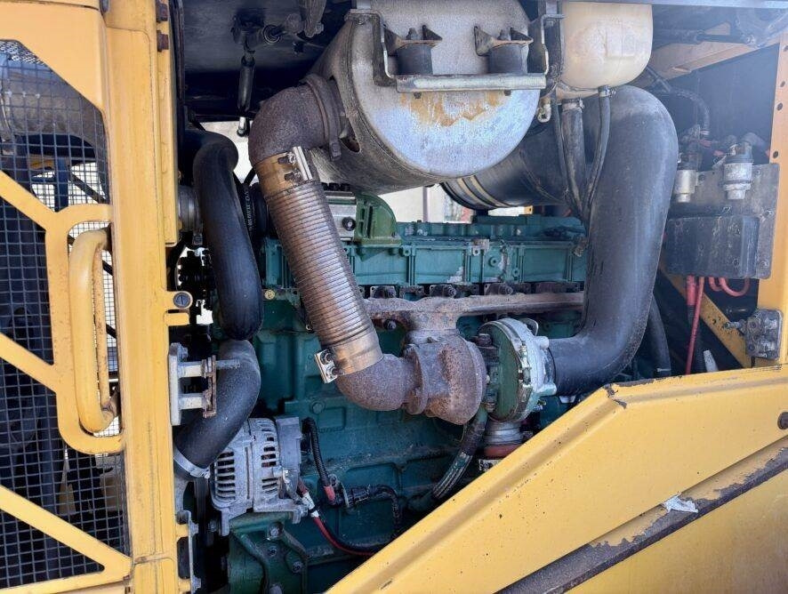 Wheel loader Volvo L120F: picture 14 Wheel loader Volvo L120F: picture 14