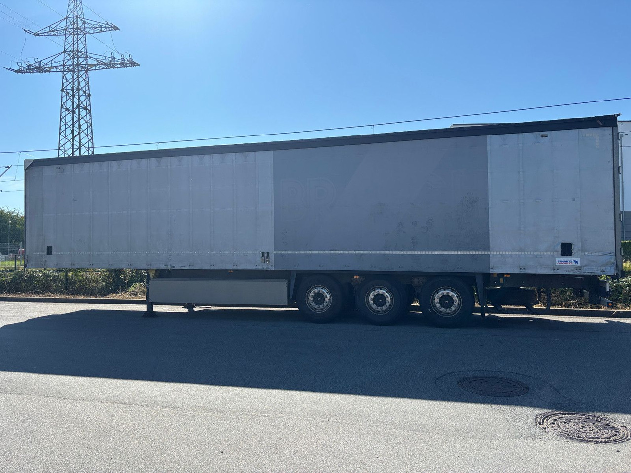 Schmitz Cargobull SCS 24/ALU/Lift/Scheiben/EDSCHA/Palettenkasten - Curtainsider semi-trailer: picture 3 Schmitz Cargobull SCS 24/ALU/Lift/Scheiben/EDSCHA/Palettenkasten - Curtainsider semi-trailer: picture 3