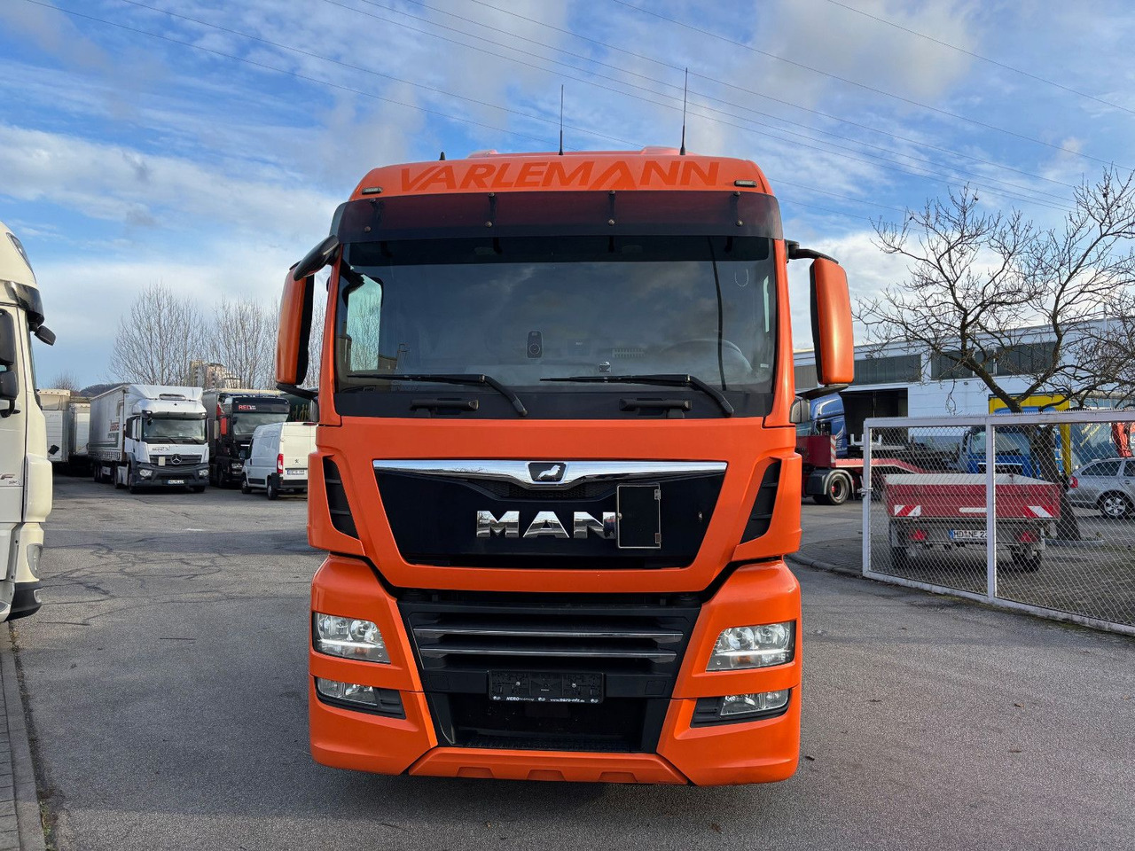 MAN TGX 18.500 XXL HUBSATTELLKUPLUNG - Tractor unit: picture 3 MAN TGX 18.500 XXL HUBSATTELLKUPLUNG - Tractor unit: picture 3