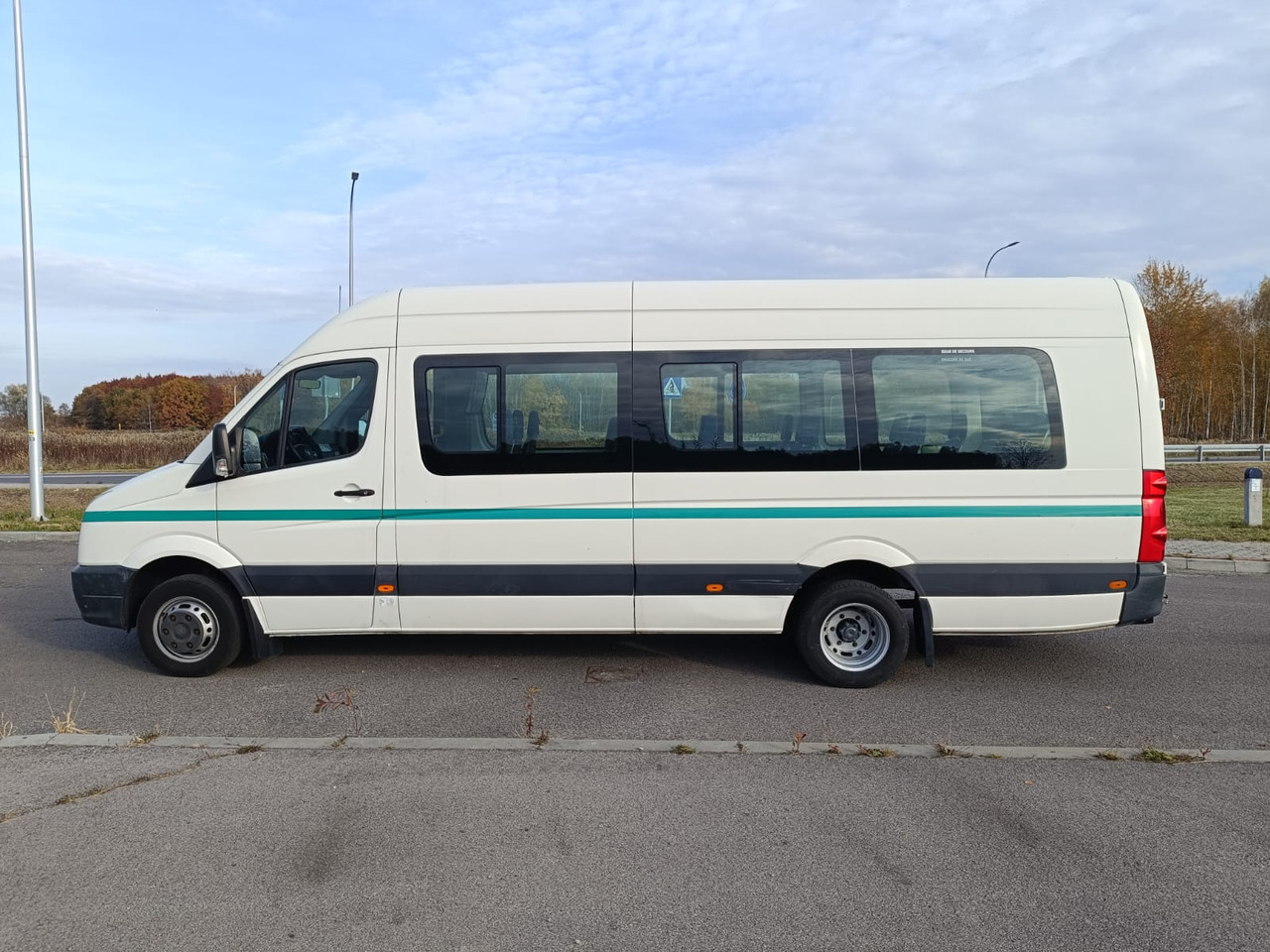 VOLKSWAGEN CRAFTER 23 OSOBY KLIMA WEBASTO KAMERA RETARDER HAK EURO5 - Coach: picture 5 VOLKSWAGEN CRAFTER 23 OSOBY KLIMA WEBASTO KAMERA RETARDER HAK EURO5 - Coach: picture 5