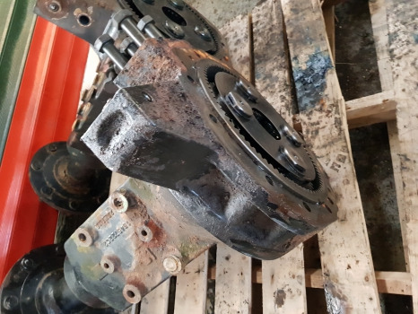 Rear axle Case 5120, 5130, 5240, 5150 Rear Half Axle Lhs Complete 1345722c2, 1345972c1,: picture 8