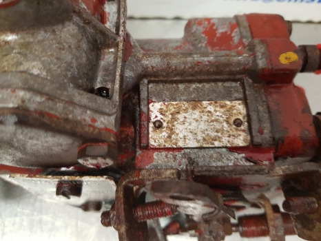 Case International 584, 585, 385, Fuel Injection Pump 3218604r91, 0460314036 - Injector: picture 2 Case International 584, 585, 385, Fuel Injection Pump 3218604r91, 0460314036 - Injector: picture 2