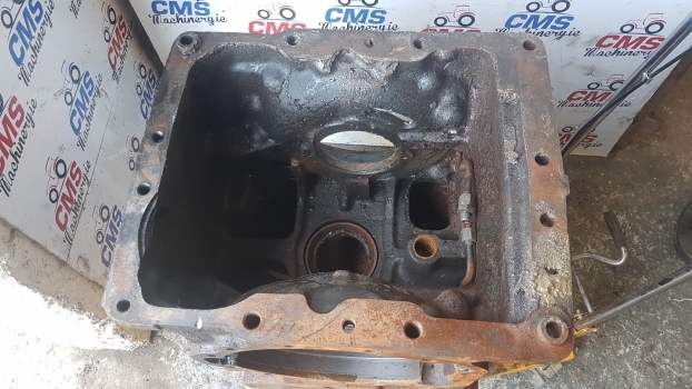Case Mx And Mxc Rear Axle Housing 220169a1 - Rear axle for Farm tractor: picture 2 Case Mx And Mxc Rear Axle Housing 220169a1 - Rear axle for Farm tractor: picture 2