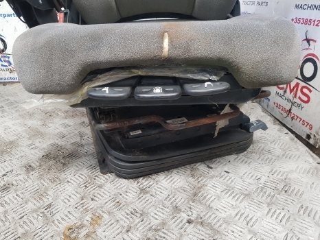 Claas Arion 500, 600, Axion 800, 900 Series Driver Seat 0021500311, 21500311 - Seat for Farm tractor: picture 3 Claas Arion 500, 600, Axion 800, 900 Series Driver Seat 0021500311, 21500311 - Seat for Farm tractor: picture 3