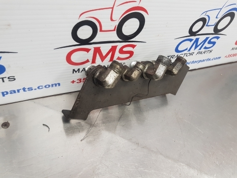 Claas Arion 530, 500, 600 Cmatic, Hexashift, Steering Lines Bracket 0021515373 - Steering: picture 5 Claas Arion 530, 500, 600 Cmatic, Hexashift, Steering Lines Bracket 0021515373 - Steering: picture 5