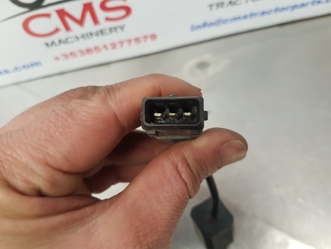 Claas Arion 640, 500, 600 Cmatic, Hexashift Brake Sensor 770006322, 835898 - Sensor for Farm tractor: picture 2 Claas Arion 640, 500, 600 Cmatic, Hexashift Brake Sensor 770006322, 835898 - Sensor for Farm tractor: picture 2