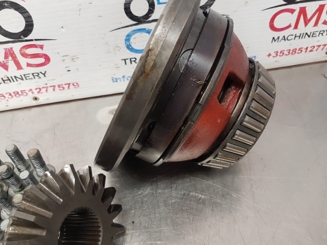 Claas Axos 340 Cx, Ceres, Ergos, Celtis 456 Differential 7700011976, 7701456605 - Differential gear for Farm tractor: picture 3 Claas Axos 340 Cx, Ceres, Ergos, Celtis 456 Differential 7700011976, 7701456605 - Differential gear for Farm tractor: picture 3