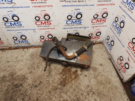 Deutz Dxbis110, 120, 85, 90, Dxab, Hydraulic Tank 04308278, 04338077 - Hydraulic tank for Farm tractor: picture 1 Deutz Dxbis110, 120, 85, 90, Dxab, Hydraulic Tank 04308278, 04338077 - Hydraulic tank for Farm tractor: picture 1